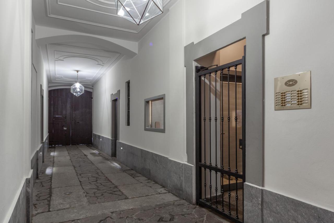 Charme Milan-300M Dal Duomo Lägenhet Exteriör bild