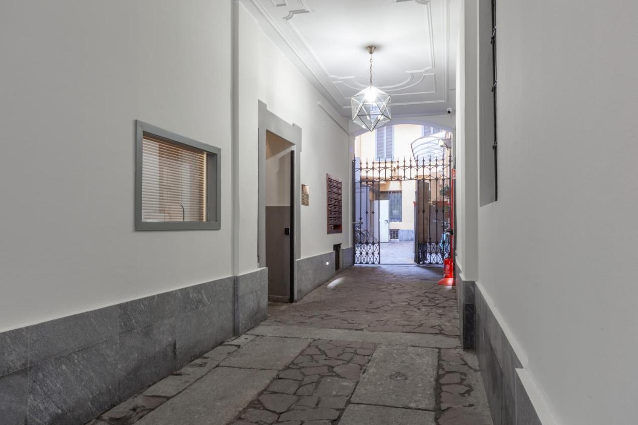 Charme Milan-300M Dal Duomo Lägenhet Exteriör bild
